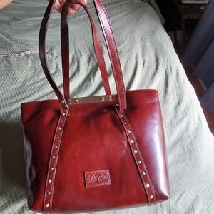 Benevuto Patricia Nash